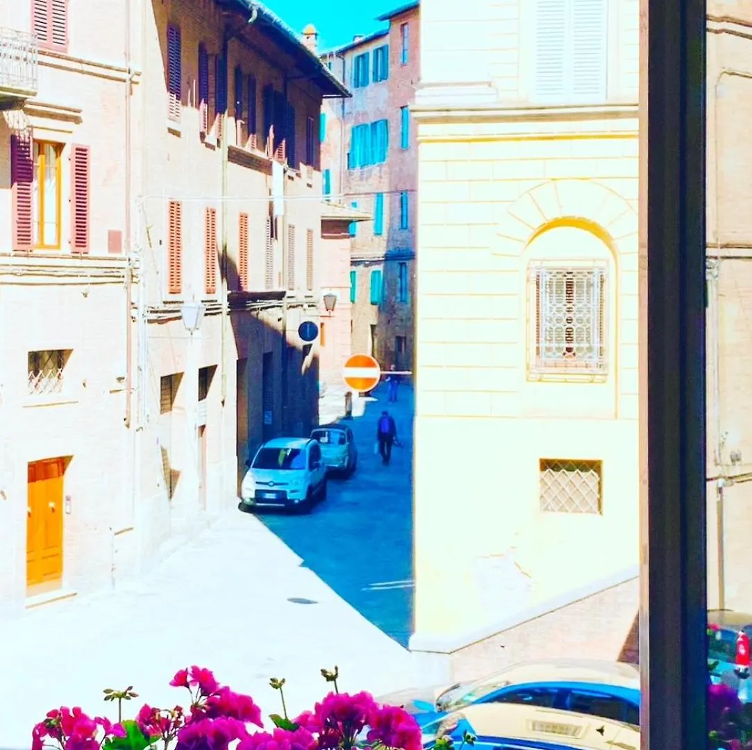 B&B Le Camere Di Livia Siena