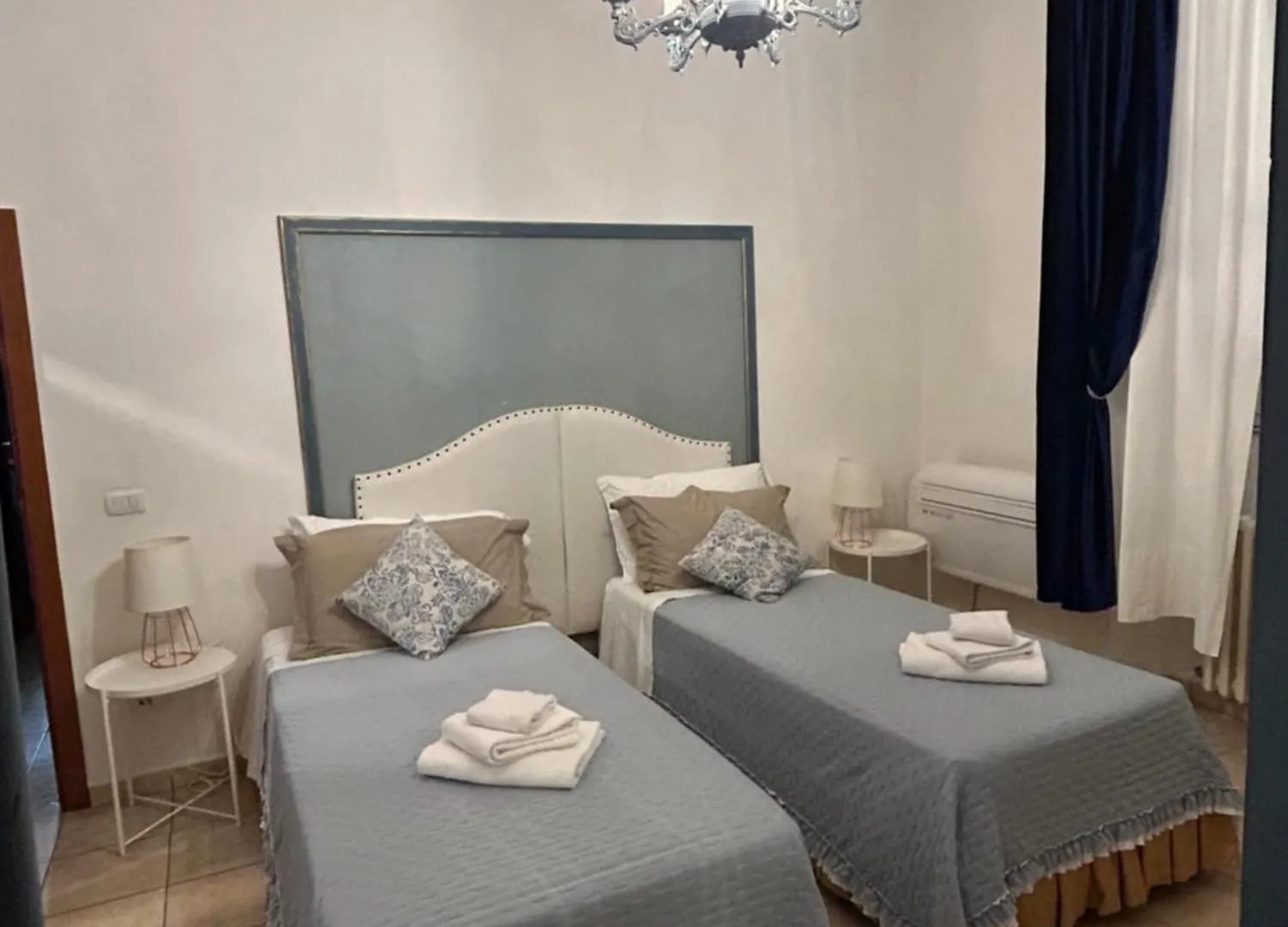B&B Le Camere Di Livia Sienne Couette-café