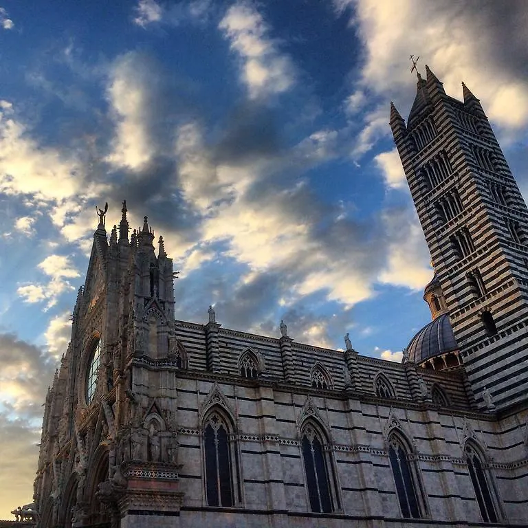 ** Alojamento de Acomodação e Pequeno-almoço B&B Le Camere Di Livia Siena Itália