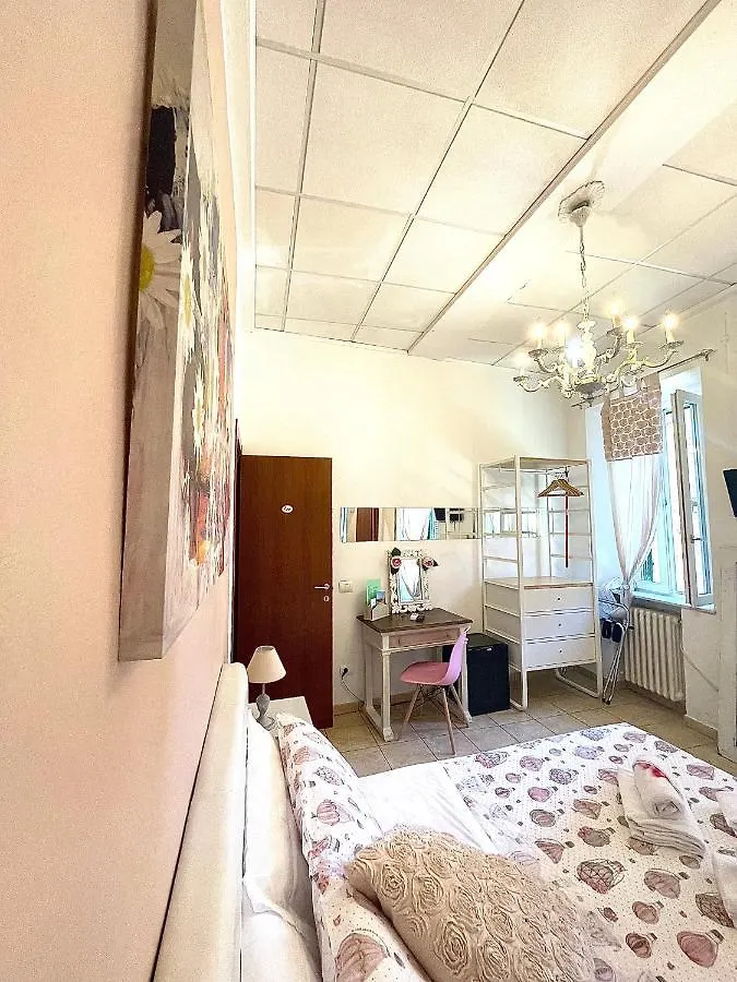 B&B Le Camere Di Livia Siena 2*,